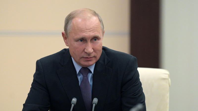 Путин проведет встречу с гендиректором ОСК Пучковым