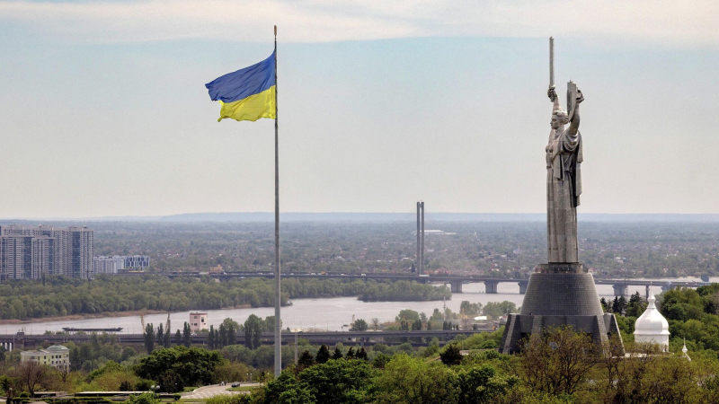СМИ: Киев выполнил лишь 15 процентов реформ, необходимых для вхождения в ЕС