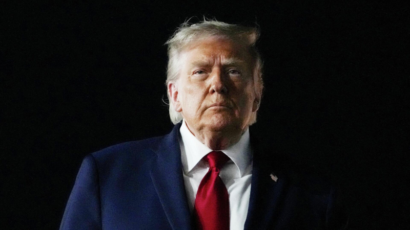 Трамп потребовал от Израиля прекратить удары по Ливану