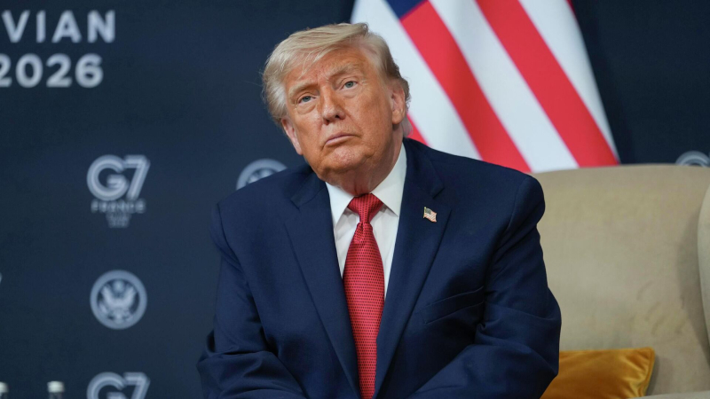 Трамп потребовал снизить цены на бензин, пригрозив неприятностями с законом