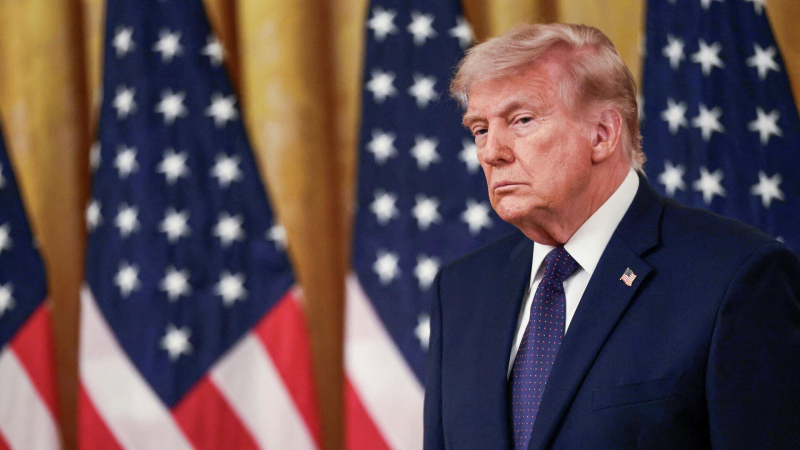 Трамп прервал интервью с NBC после перепалки с ведущей