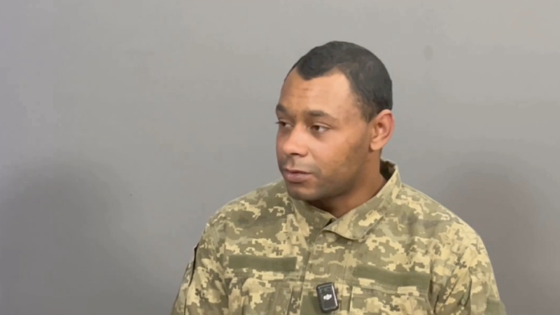 Украинский пленный признался в убийстве раненого российского бойца