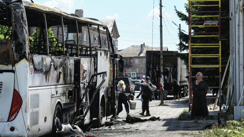В Енакиево от удара ВСУ пострадали только гражданские, заявили в Минздраве
