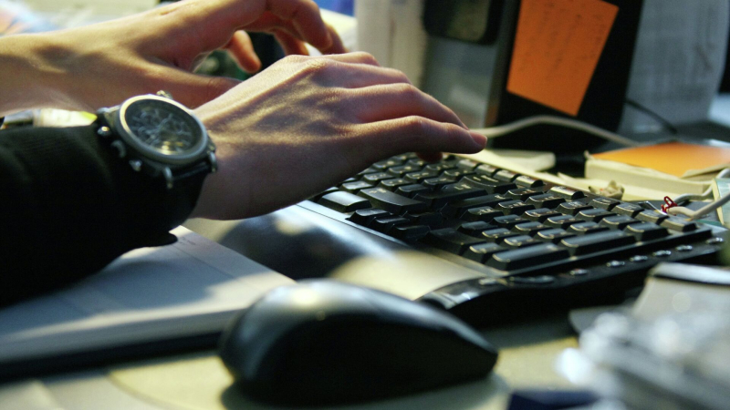 В Минцифры назвали деанонимизацию в интернете вопросом безопасности