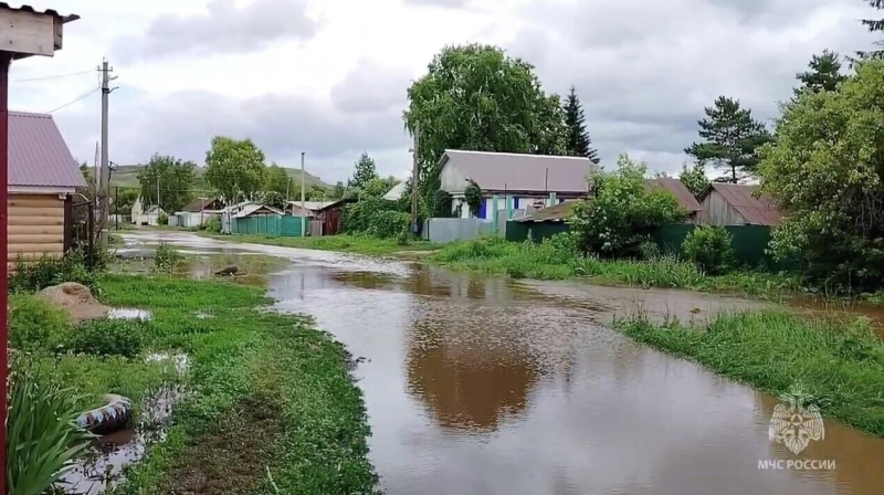 В Самарской области два села подтопило из-за прорыва дамбы
