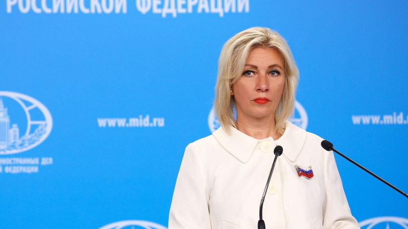 Война для Зеленского похожа на казино, заявила Захарова