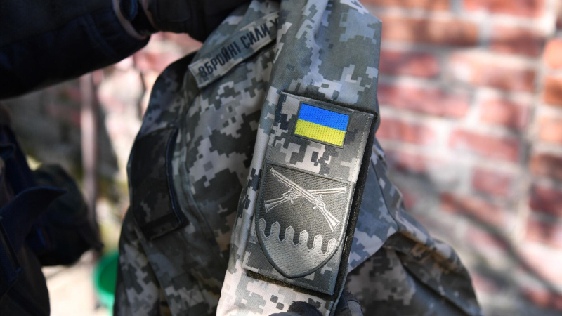 ВСУ начали агитацию девушек от 18 лет к службе в штурмовых отрядах