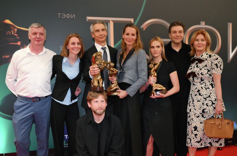 Звезды на "ТЭФИ"-2026: как прошла церемония главной телепремии