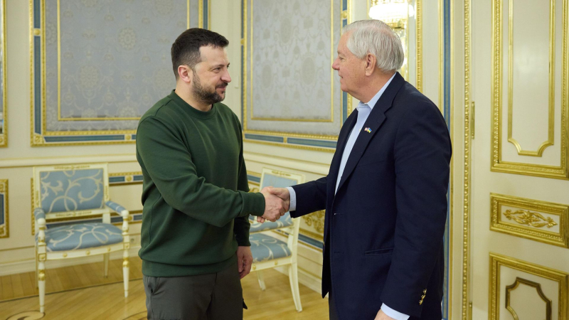 "Это знак": в ЕС рассказали, как Грэм* нанес последний удар по Киеву