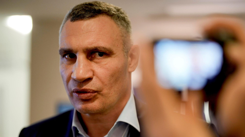 Кличко дал сигнал к началу процесса смещения Зеленского, считают в Турции