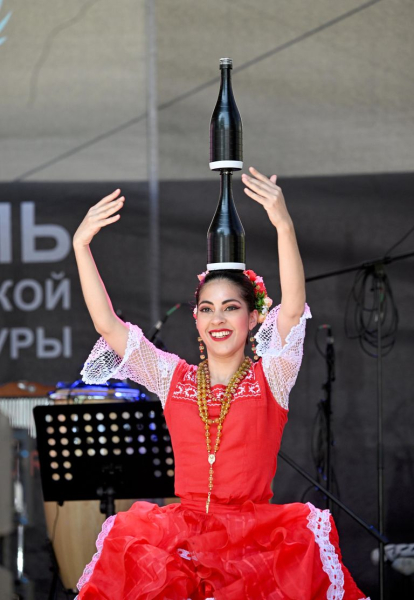 Латина в Москве: карнавал, кино, танго и манго. Вход на фестиваль свободный