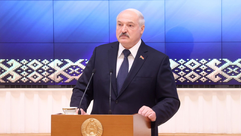 Лукашенко пообещал делать все для вовлечения молодежи в сельскую жизнь