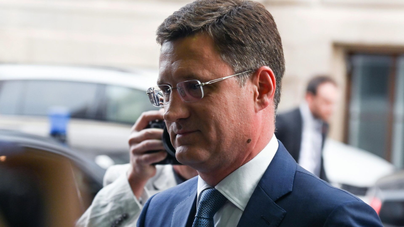 Новак поручил обеспечить дополнительные поставки топлива в регионы