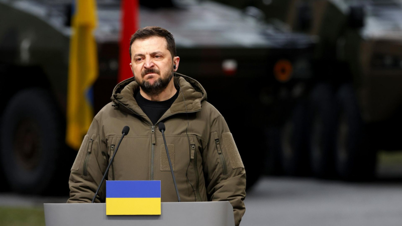 СМИ назвали возможную причину отставки Сырского