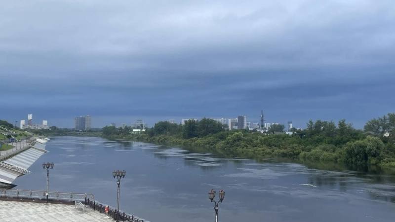 Тюменский губернатор объяснил причину неприятного запаха от воды в Туре
