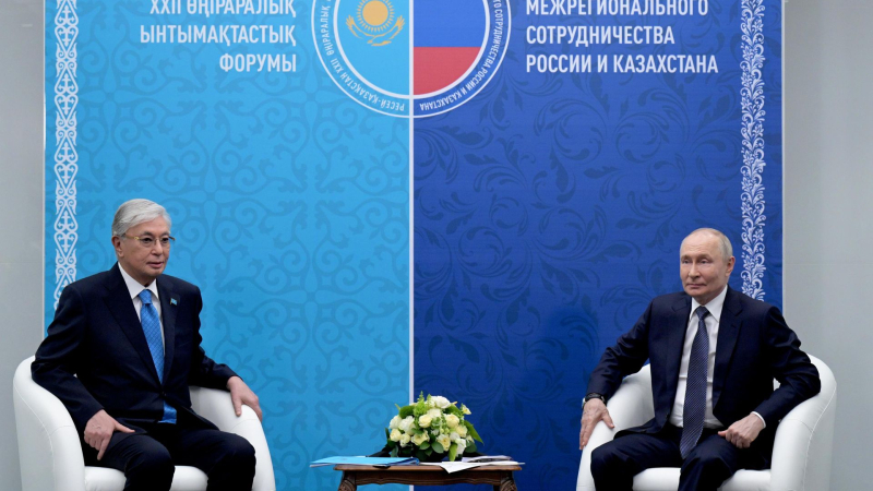 Токаев рассказал об инвестициях России в экономику Казахстана