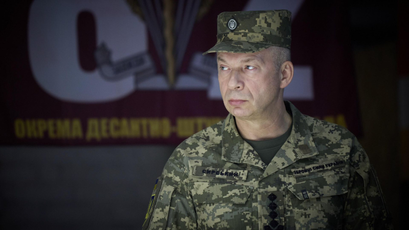 Украинские военнослужащие отказываются от наград за подписью Сырского