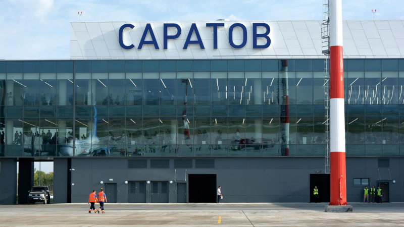 В аэропорту Саратова сняли ограничения на полеты