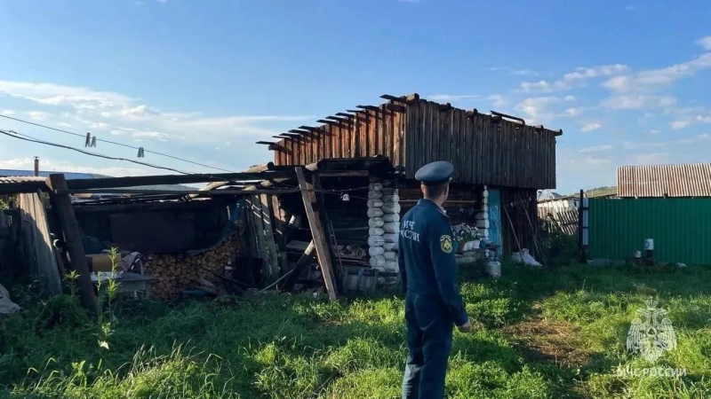 В башкирском селе смерч повредил три дома и хозяйственные постройки