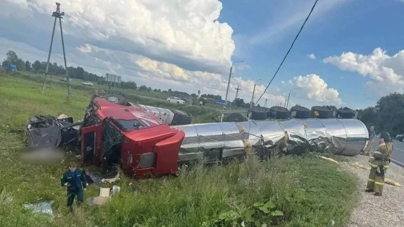 В Ульяновской области в ДТП погибли женщина с двумя детьми и ее мать