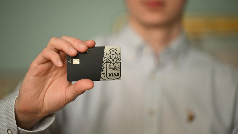 Финансист рассказал, как избежать сбоев при оплате Visa и Mastercard