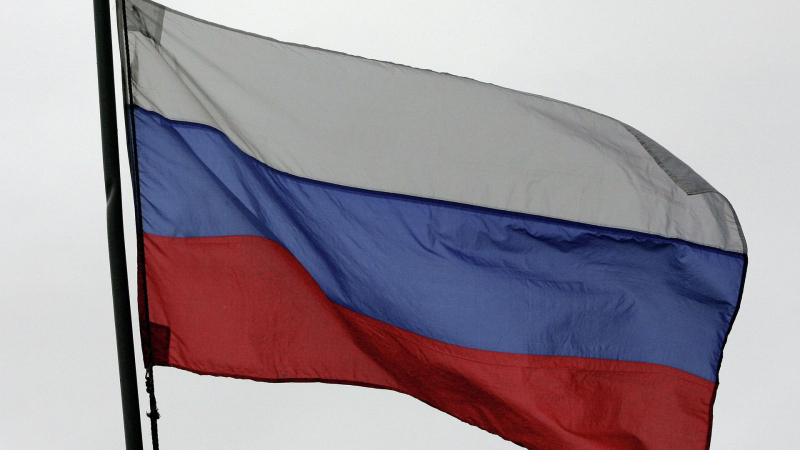 Герой России призвал сохранить флаги, с которыми бойцы прошли СВО