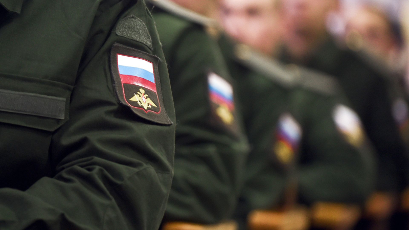 Герой России рассказал, как его подразделение помогло семье в Очеретино