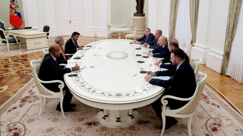 Глава МИД Индии передал Путину послание от Моди