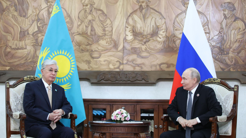 Казахстан будет работать с Россией с прежней динамикой, заявил Токаев