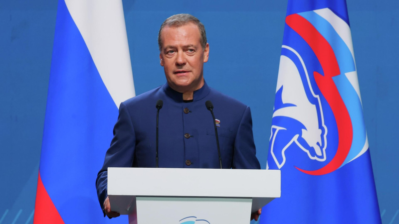 Медведев рассказал о степени готовности народной программы «Единой России»