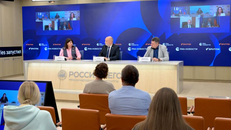 Очистить вузы новых территорий от "ждунов" предложили в Общественной палате