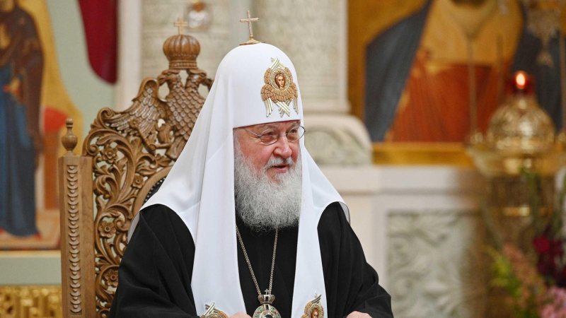 Патриарх Кирилл поблагодарил главу Сбербанка за помощь РПЦ за рубежом