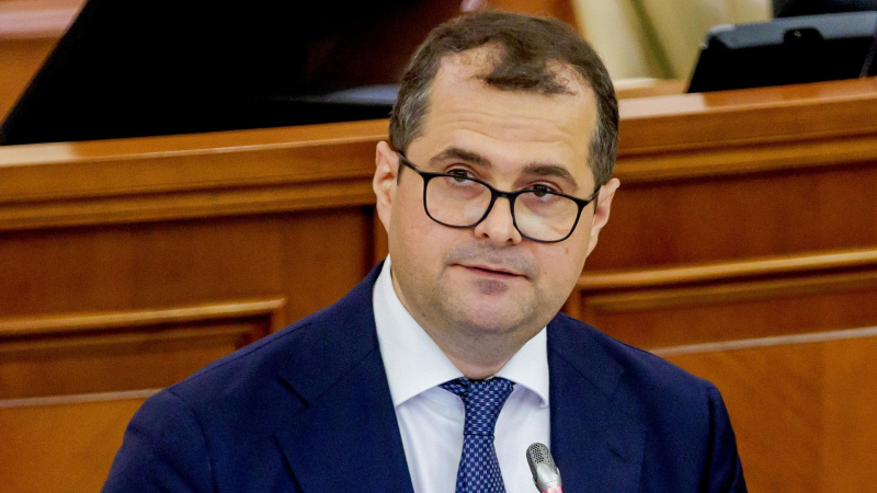 Премьер Молдавии призвал увеличить расходы на спорт за счет здравоохранения