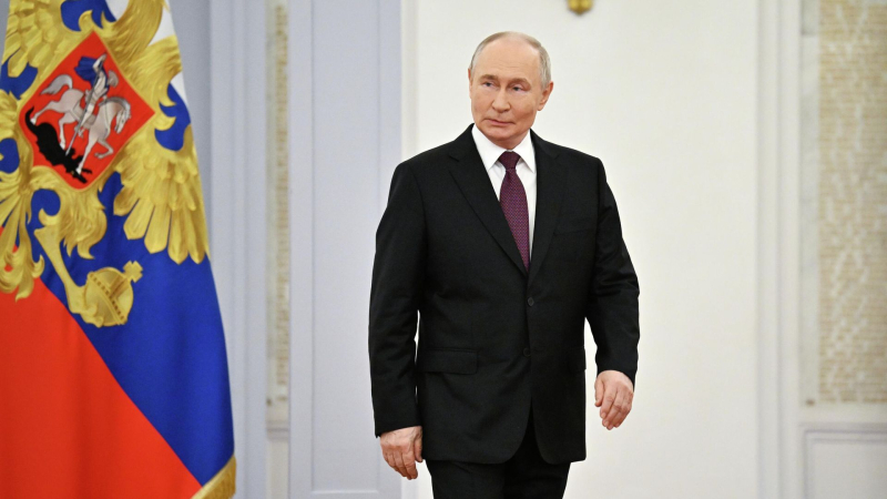 Путин призвал сделать так, чтобы каждый ветеран СВО мог служить Отечеству