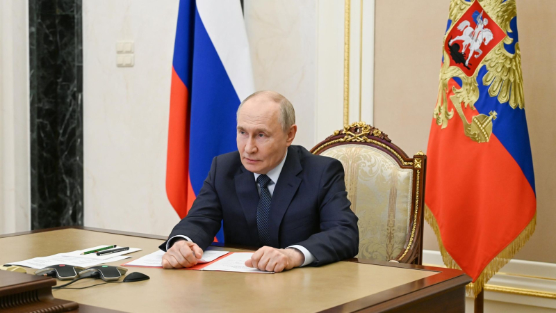 Путин провел встречу с Юрием Трутневым
