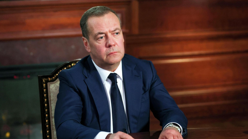 России наплевать на мнение коллективного Запада, заявил Медведев