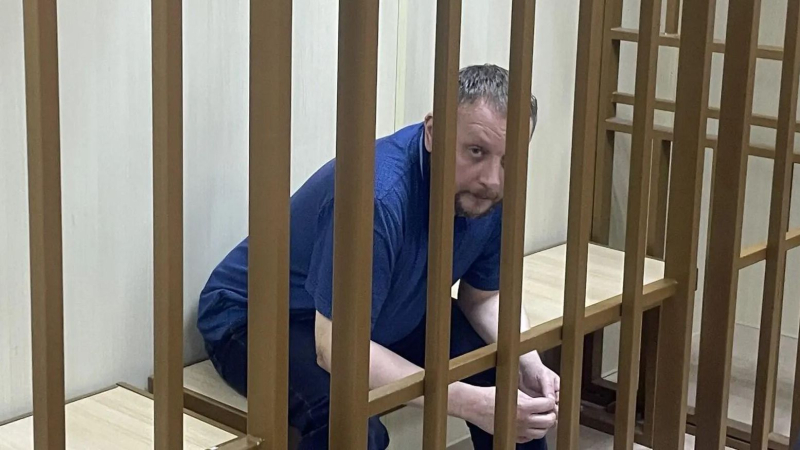 Суд вынес приговор жителю Тюмени, надругавшемуся над девочкой в подъезде