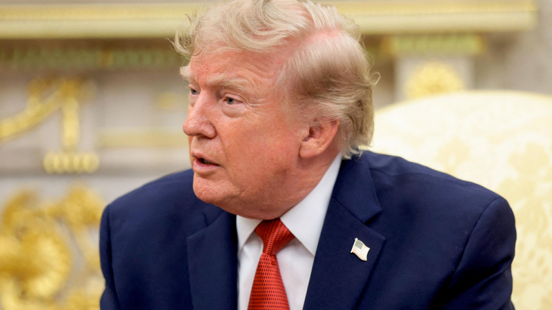 Трамп добивается встречи с Ким Чен Ыном, пишет WSJ