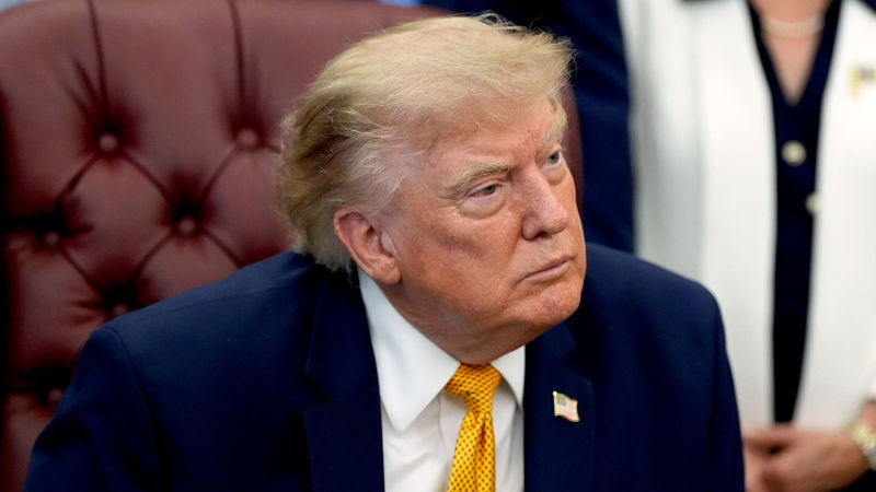 Трамп готовит запрет на китайское оборудование для ЦОД, сообщили СМИ