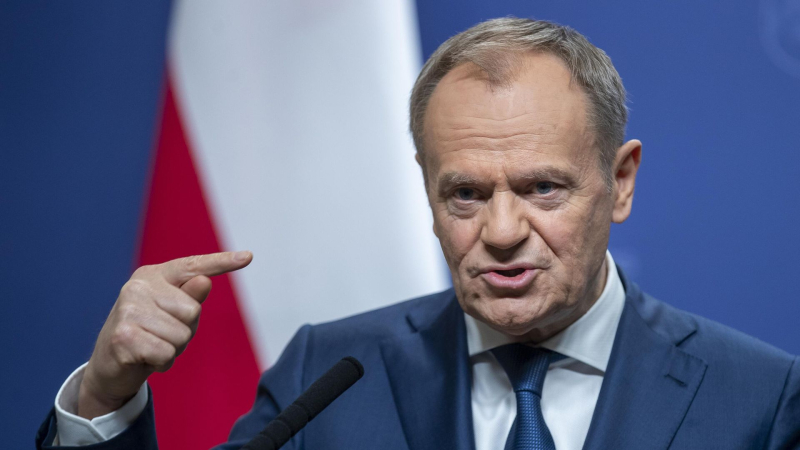 Туск призвал Германию не судить подозреваемых в подрыве "Северных потоков"