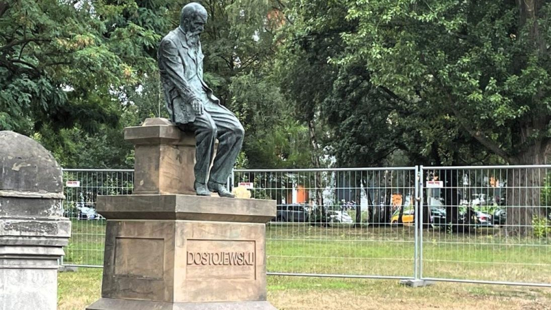 В Дрезден вернули памятник Достоевскому