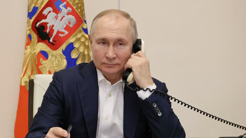 В Кремле назвали темы телефонного разговора Путина с президентом Сирии