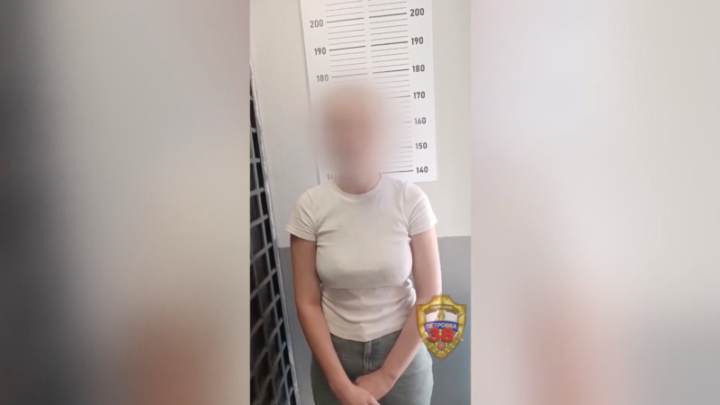 В Москве девушка распылила перцовый баллончик в метро, пострадал ребенок