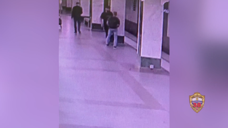В Москве задержали мужчину, ограбившего пассажира в метро