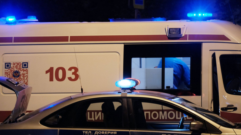 В Петербурге пять человек пострадали в ДТП с автобусом и грузовиком