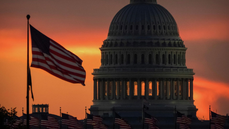 В сенате США хотят законодательно запретить Трампу наносить удары по Оману