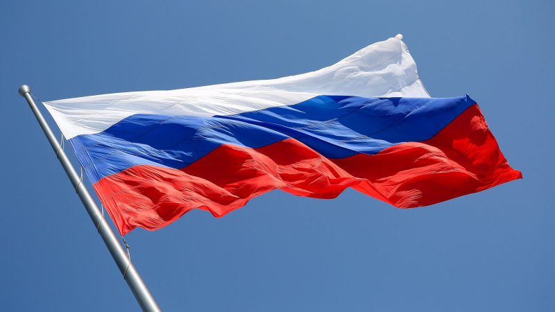 ВЦИОМ узнал, что граждане думают о российском флаге