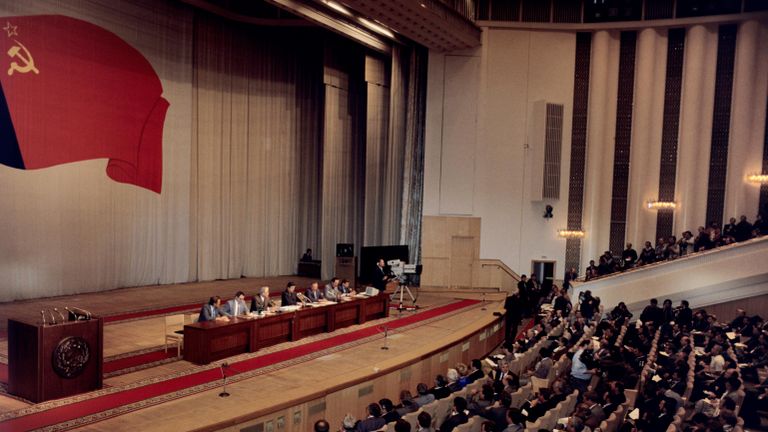 Ветеран СВО рассказал о традиции поднимать флаг над освобожденными городами