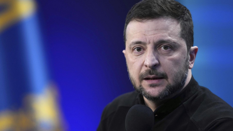 Зеленский ввел санкции против создателей «Маши и медведя»