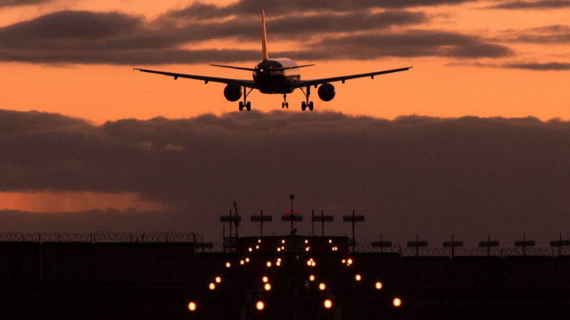 Аэропорт Люксембурга возобновил прием и отправку рейсов